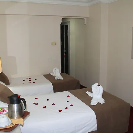 Buyuk Sahinler Istanboel